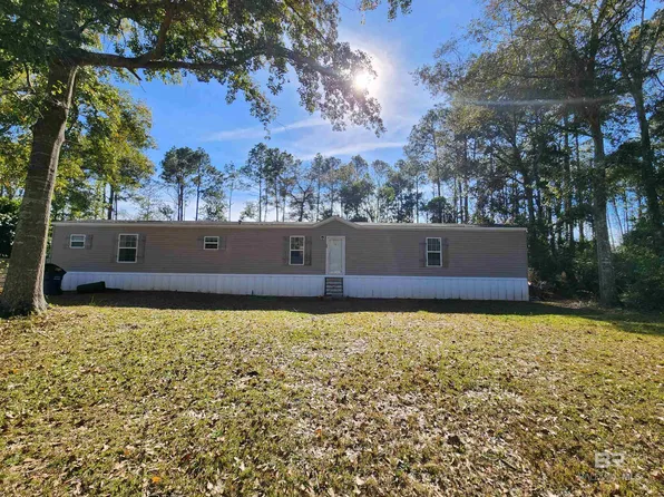 3223 Baptiste Dr S, Theodore, AL 36582