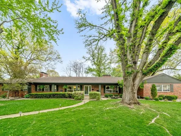 9610 Sagamore Rd, Leawood, KS 66206