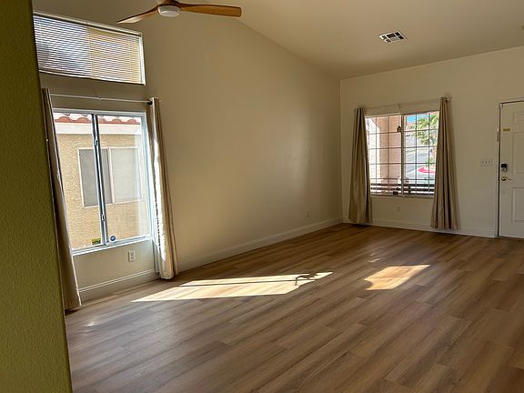 4th image of 5520 Morningcross St #1