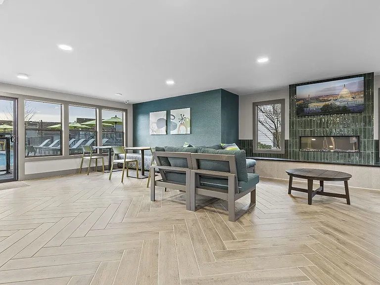 Taluswood Apartments — Photo 16