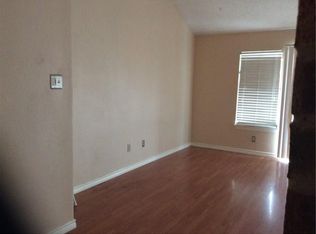 2012 Gardanne Ln, Carrollton, TX 75007
