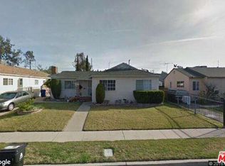 8218 Teesdale Ave, North Hollywood, CA 91605