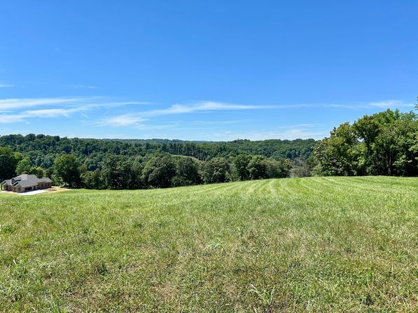 8 Lakemere Dr, Somerset, KY 42503