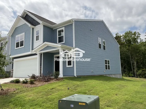 10203 Chatham Run Ln, Charlotte, NC 28262