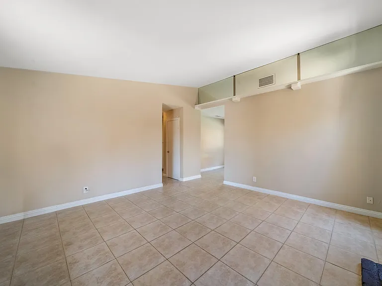 81402 Palmwood Dr — Photo 2