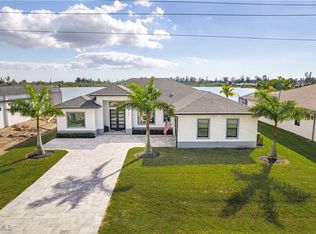 1708 SW 4th St, Cape Coral, FL 33991