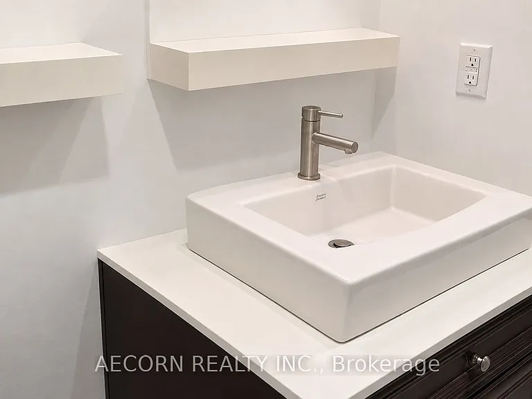 9191 Yonge St N #403 — Photo 10