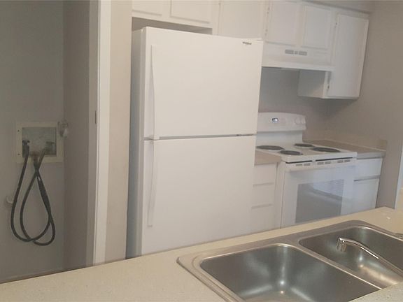 2nd image of 9090 S Braeswood Blvd APT 73