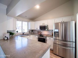 1256 E Utopia Rd, Phoenix, AZ 85024