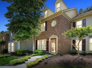 2939 Faversham Pl, Raleigh, NC 27604