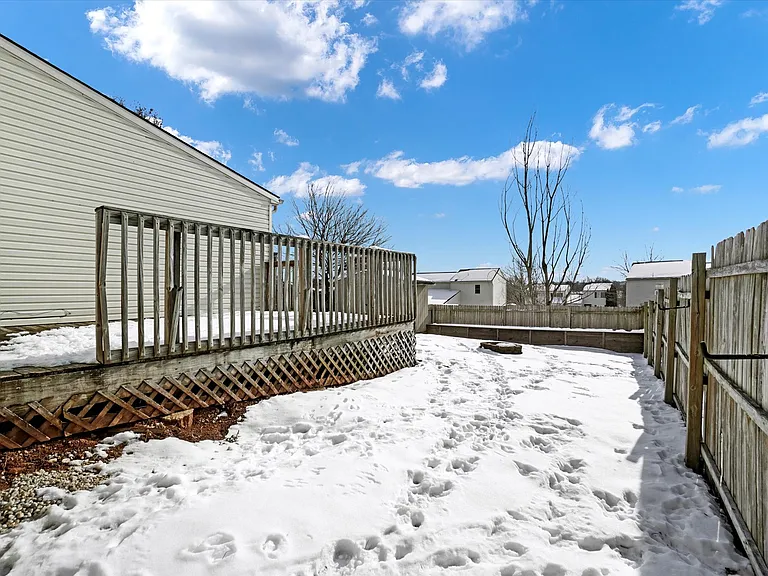 3051 Solar Dr — Photo 28