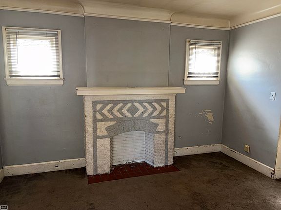 2nd image of 9453 McKinney St