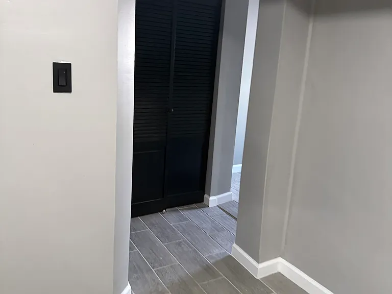 153 Oliver Ave — Photo 7