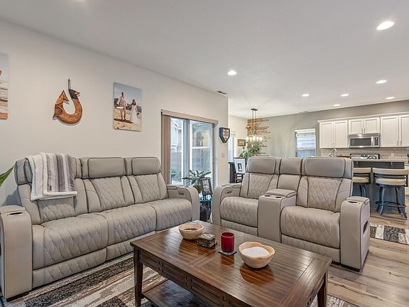 4th image of 21336 NE Evelyn Pl