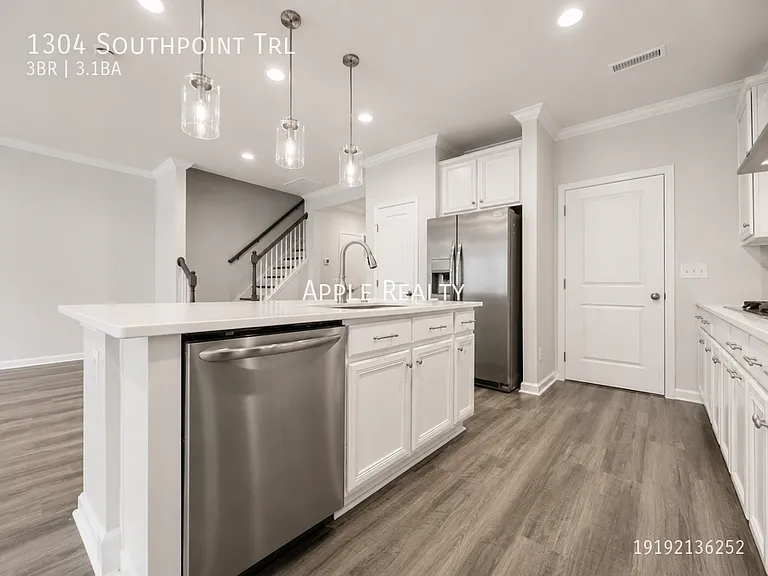1304 Southpoint Trl — Photo 72