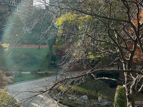 70 La Salle St APT 4H, Manhattan, NY 10027