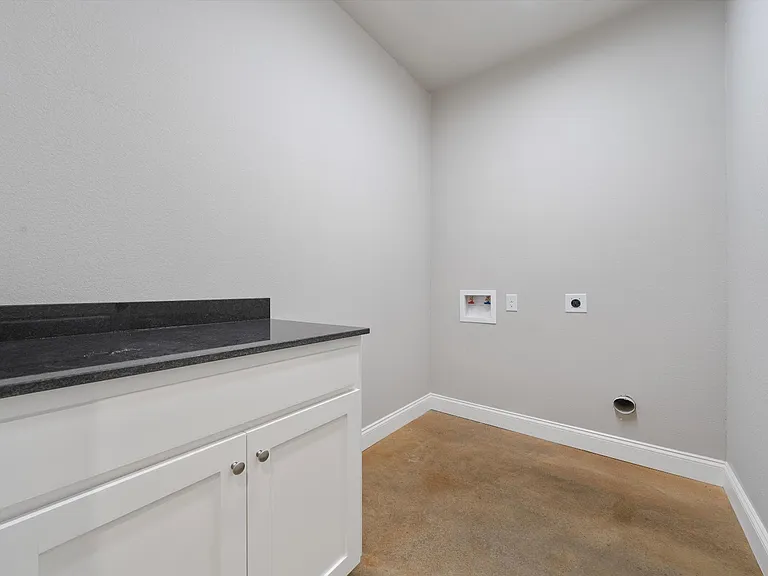 2409 Sloan Cir #A — Photo 9