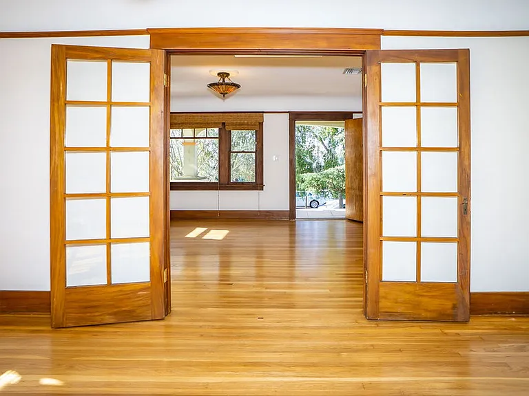 3635 Pershing Ave — Photo 12