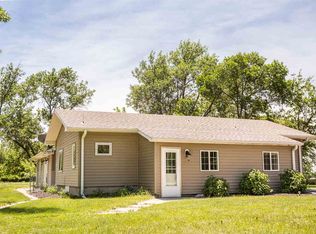 2475 Lily Dr, Columbus, NE 68601