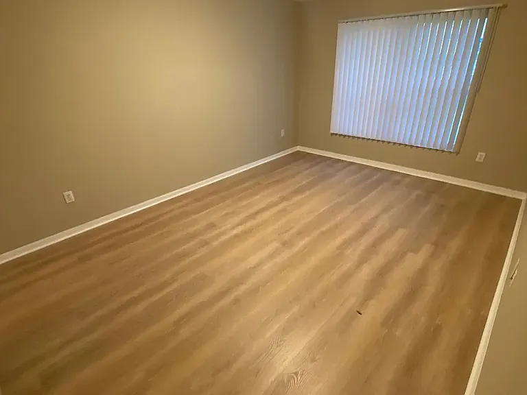 9852 Bayboro Bridge Dr — Photo 12