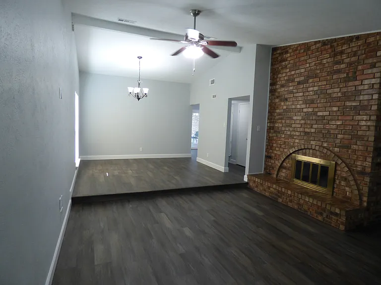 5016 Roberts Dr — Photo 13