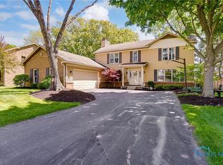 375 N Ridge Dr, Perrysburg, OH 43551