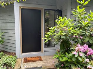 3915-1 Candlenut Ct #W1, Chagrin Falls, OH 44022