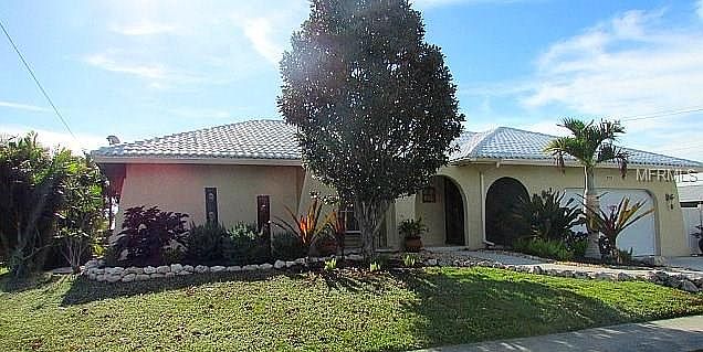 1st image of 21221 Edgewater Dr
