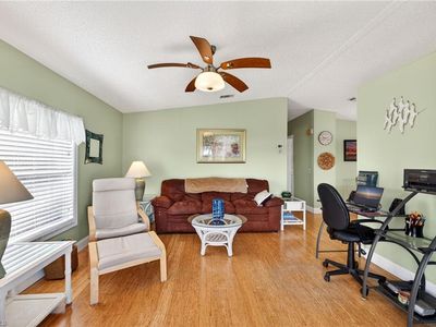 216 Oceans BLVD #216, Naples, FL, 34104