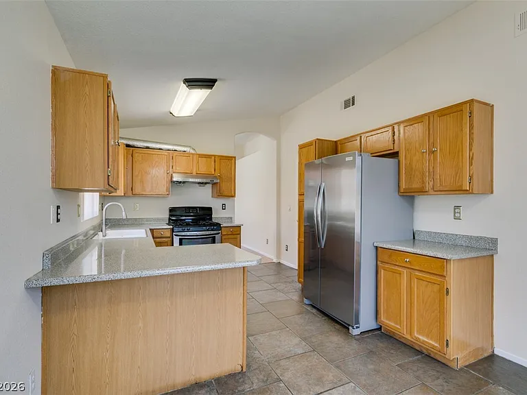 8168 W Gilmore Ave — Photo 21