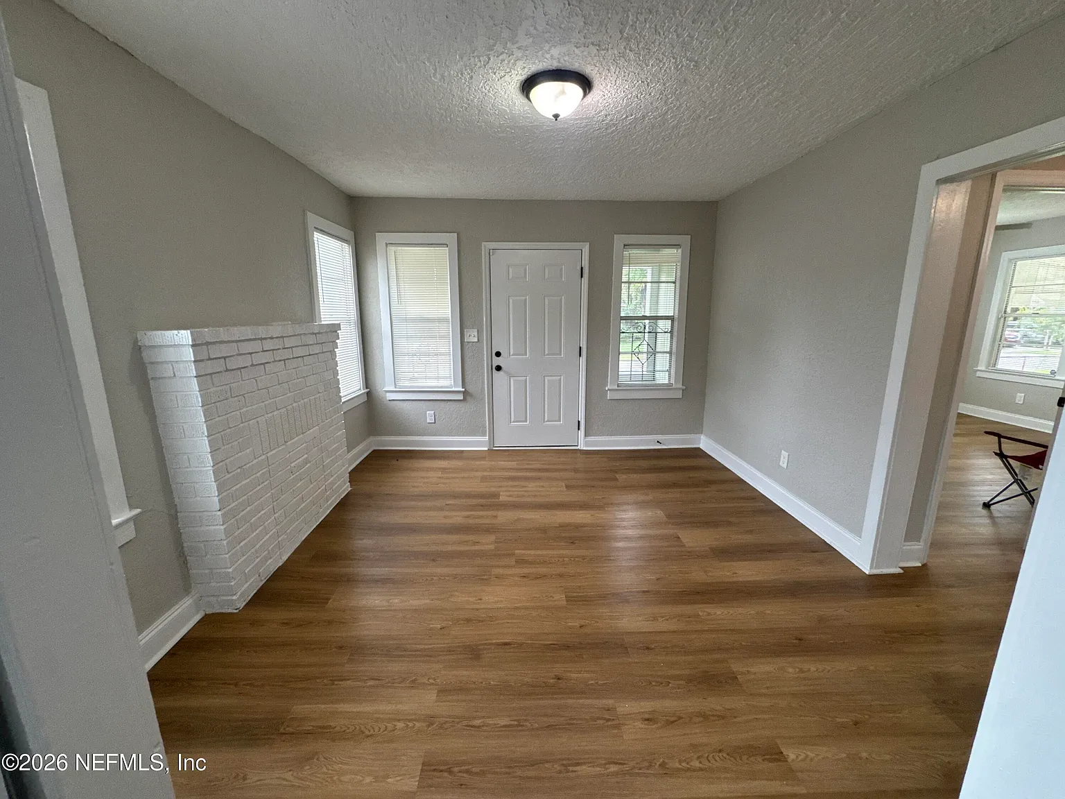 3 bed, 2.0 bath, 1028 sqft, $1,450 — Photo 4
