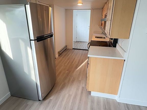 5th image of 1020 N Garden St #4