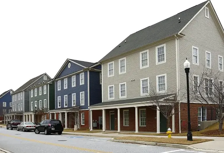 150 Calhoun Way — Photo 3