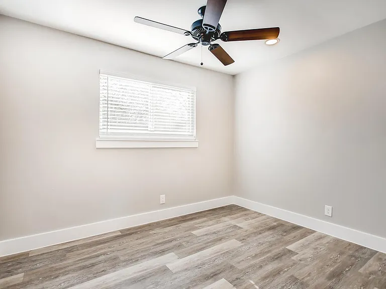 209 Flournoy Dr #A — Photo 12