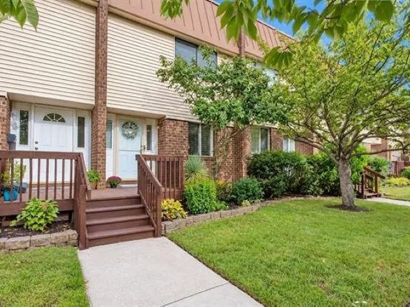 807 Burke Ave #807, Ventnor City, NJ 08406