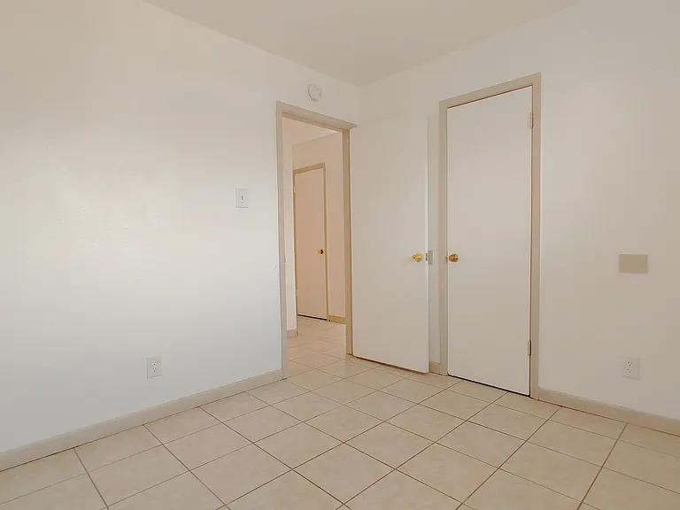 3440 Eastern Ave SE — Photo 6
