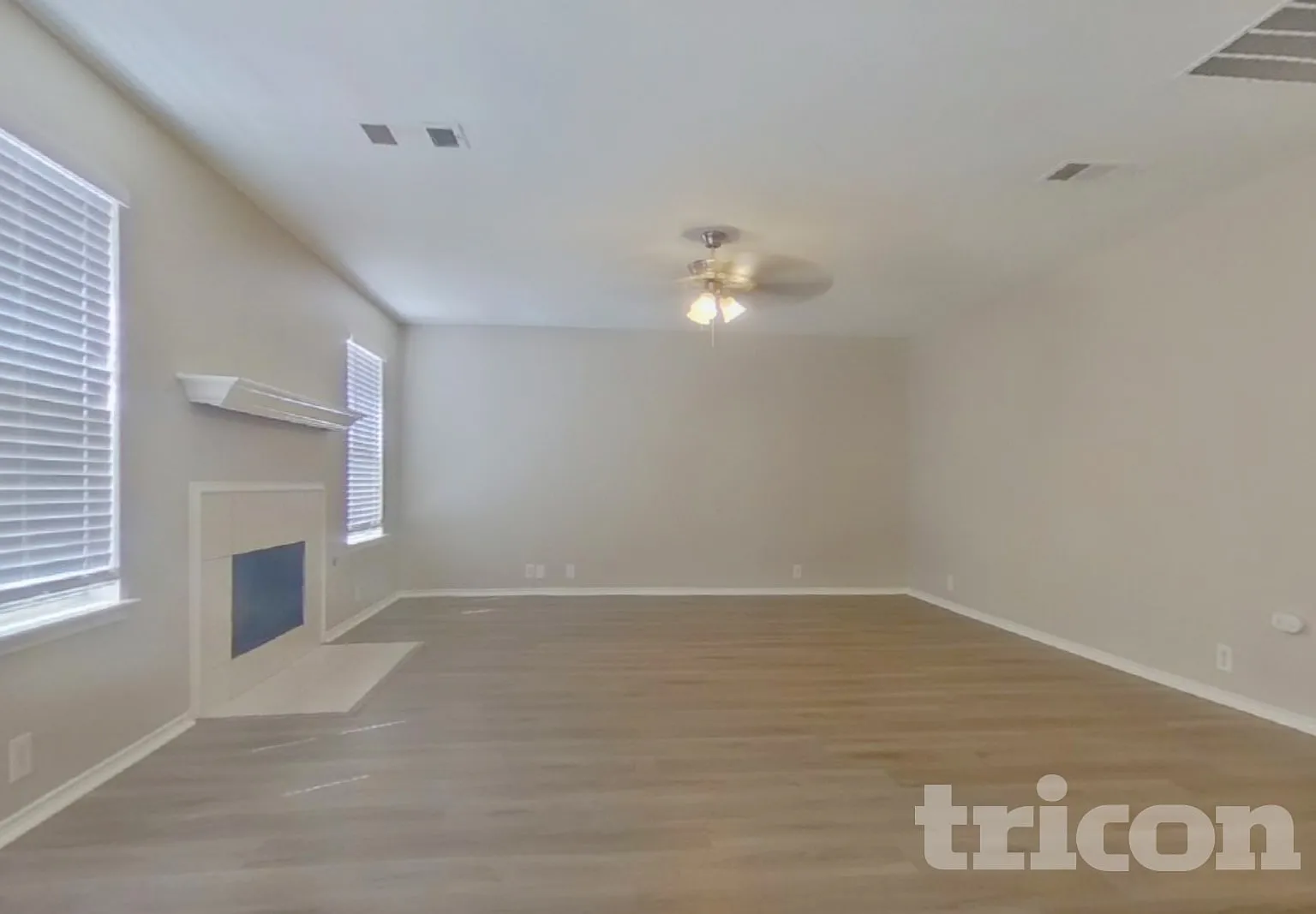 1308 Stetson Trl Saginaw TX — Photo 3