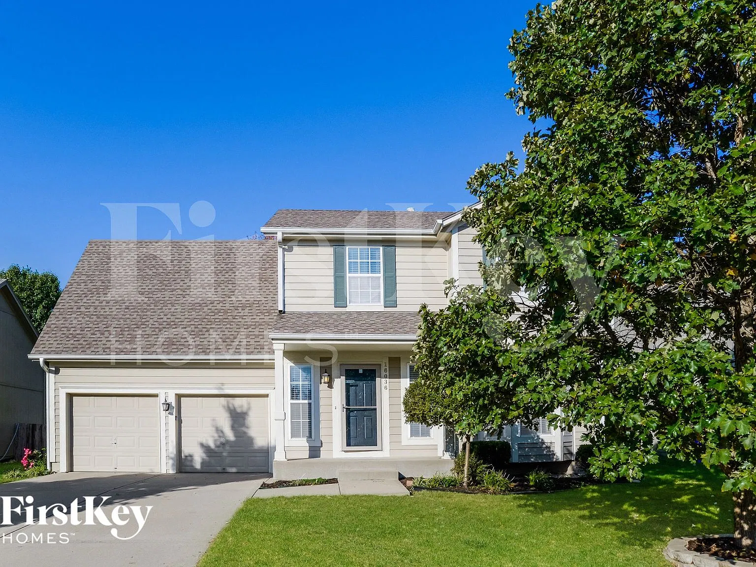 4 bed, 2.5 bath, 1820 sqft, $2,575 — Photo 1