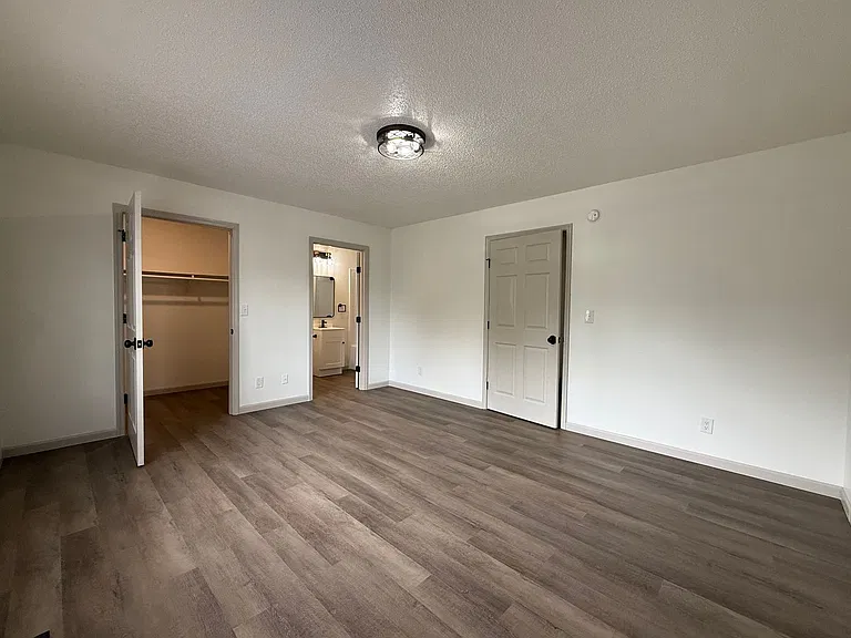 1541 Southside Rd — Photo 9