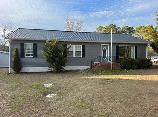 153 Stump Sound Church Rd, Holly Ridge, NC 28445