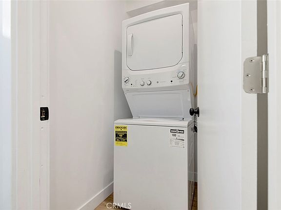 4th image of 5648 Cartwright Ave #5648