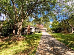 7416 Bent Oak Rd, Charlotte, NC 28226