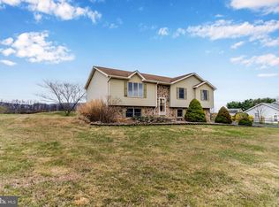 67 N North Mountain Rd, Newville, PA 17241