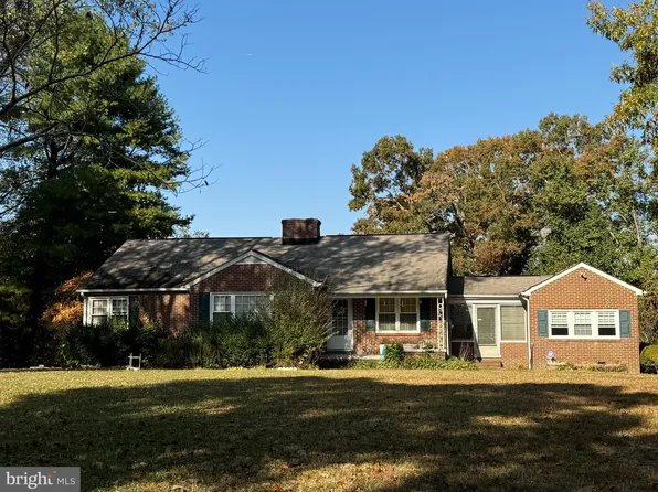14423 Long Branch Rd, Woodford, VA 22580
