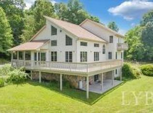 6043 White House Rd, Moneta, VA 24121