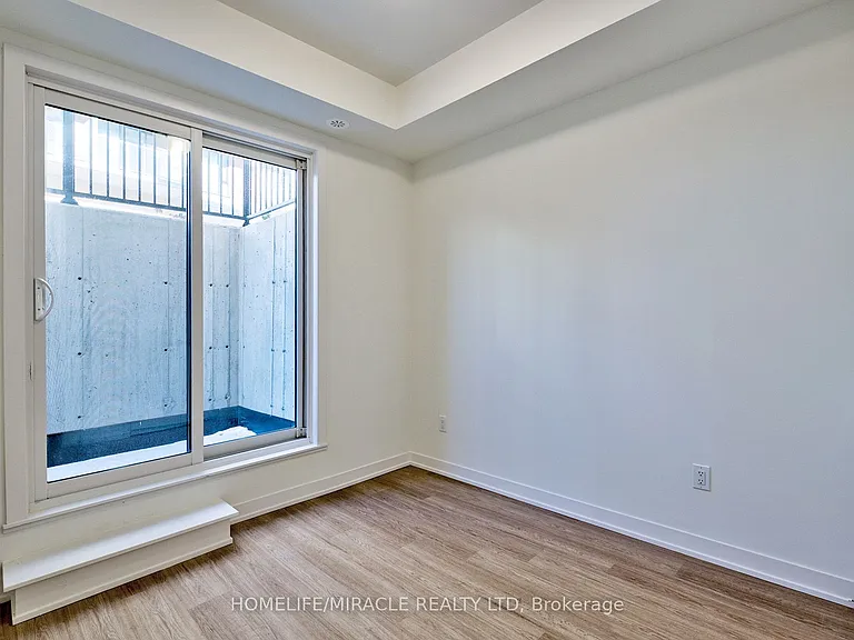 8 David Eyer Rd #1221 — Photo 16