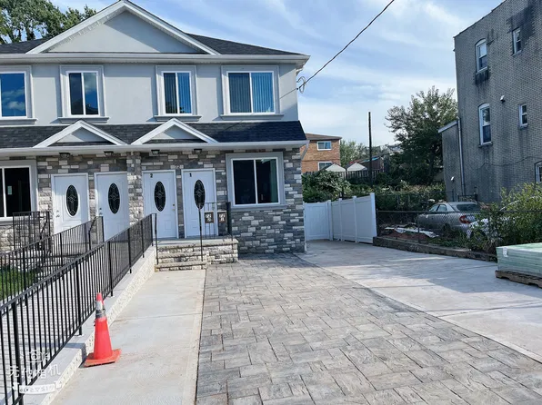 72 Clifton Ave #Basement, Staten Island, NY 10305