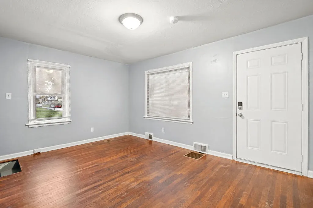 1306 East 18th Avenue, Unit 1306 — Photo 2