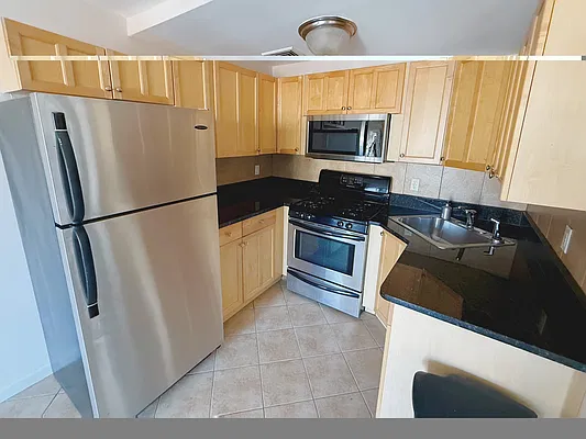 Kitchen, photo 1