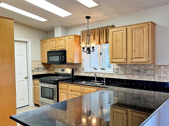 5th image of 318 Furlong Ln Lot 81